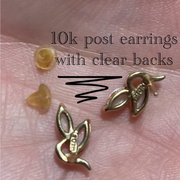 10 Karat gold post earrings with dainty little white fire opal stones - Picture 10 of 16